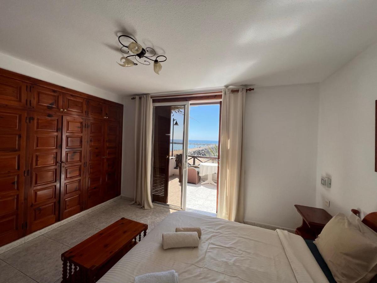 First Line Apartment Arona  Bagian luar foto