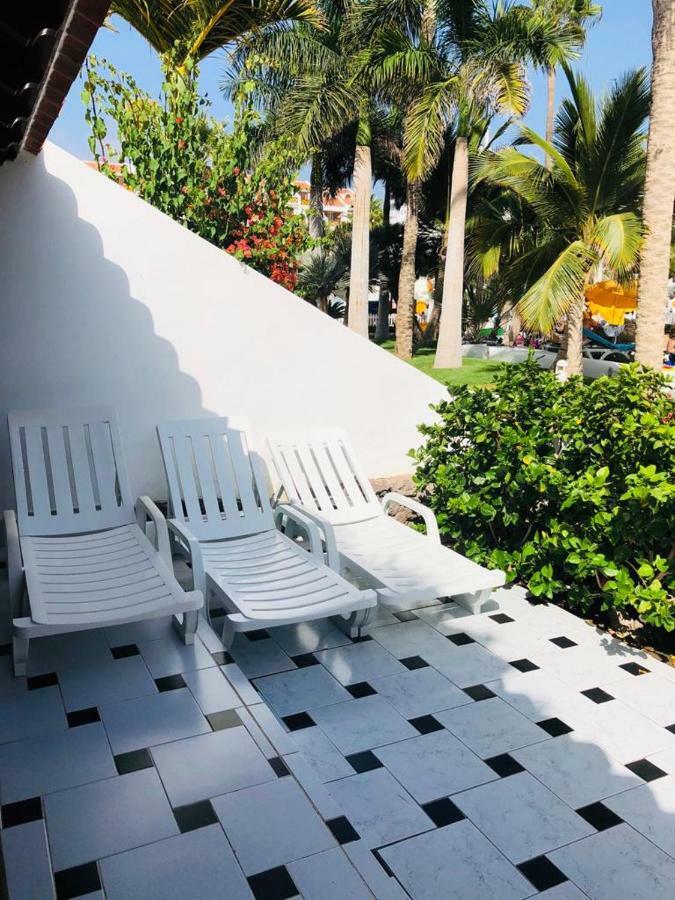 First Line Apartment Arona  Bagian luar foto