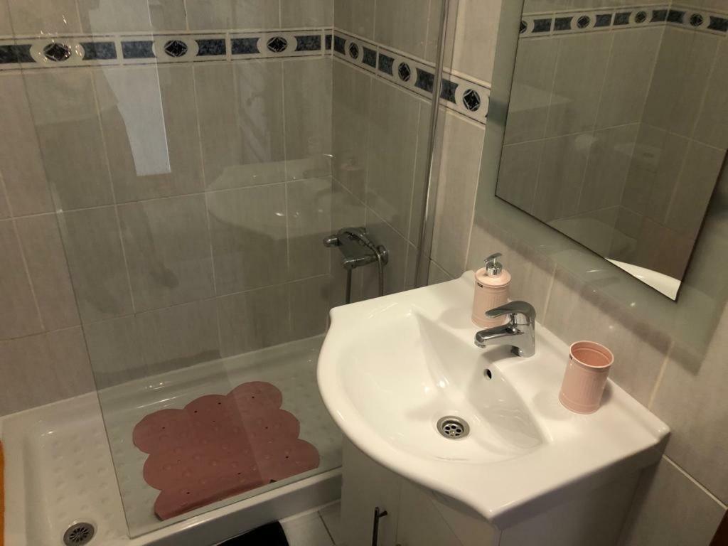 First Line Apartment Arona  Bagian luar foto
